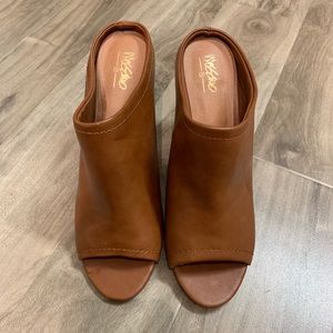 Heels - Mossimo - Size 9 - Camel